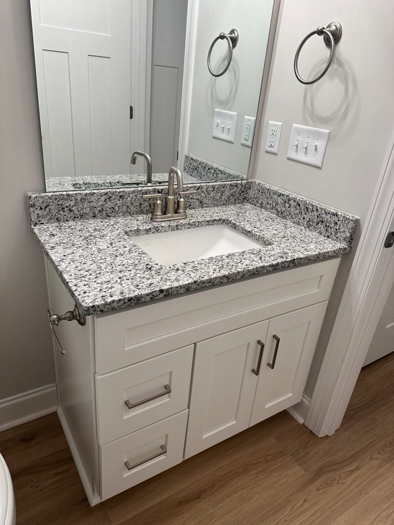 S8 Bathroom 4